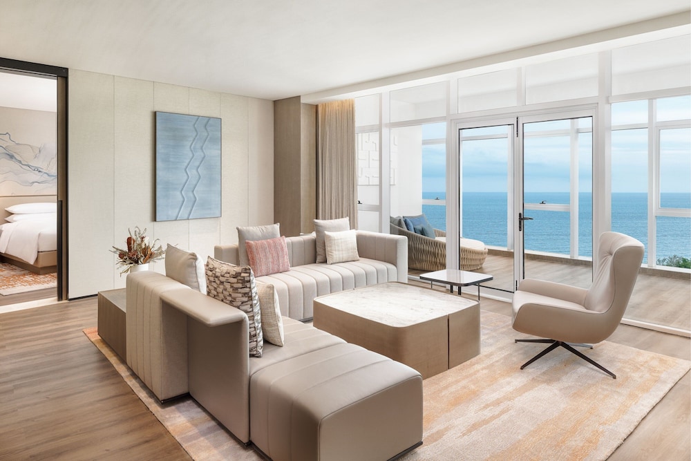 Sheraton Beihai Resort 38/64