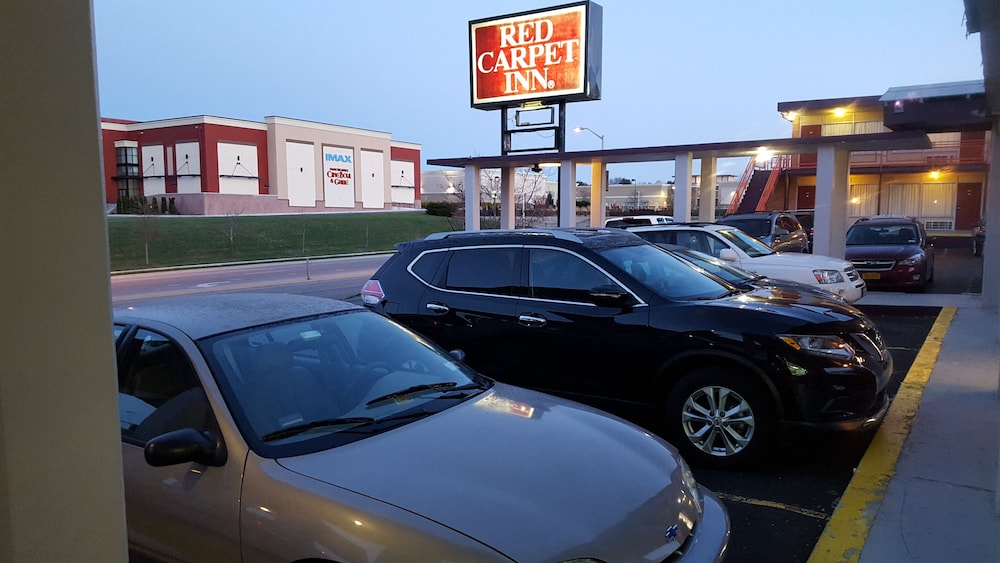 Red Carpet Inn Blacksburg 24/39