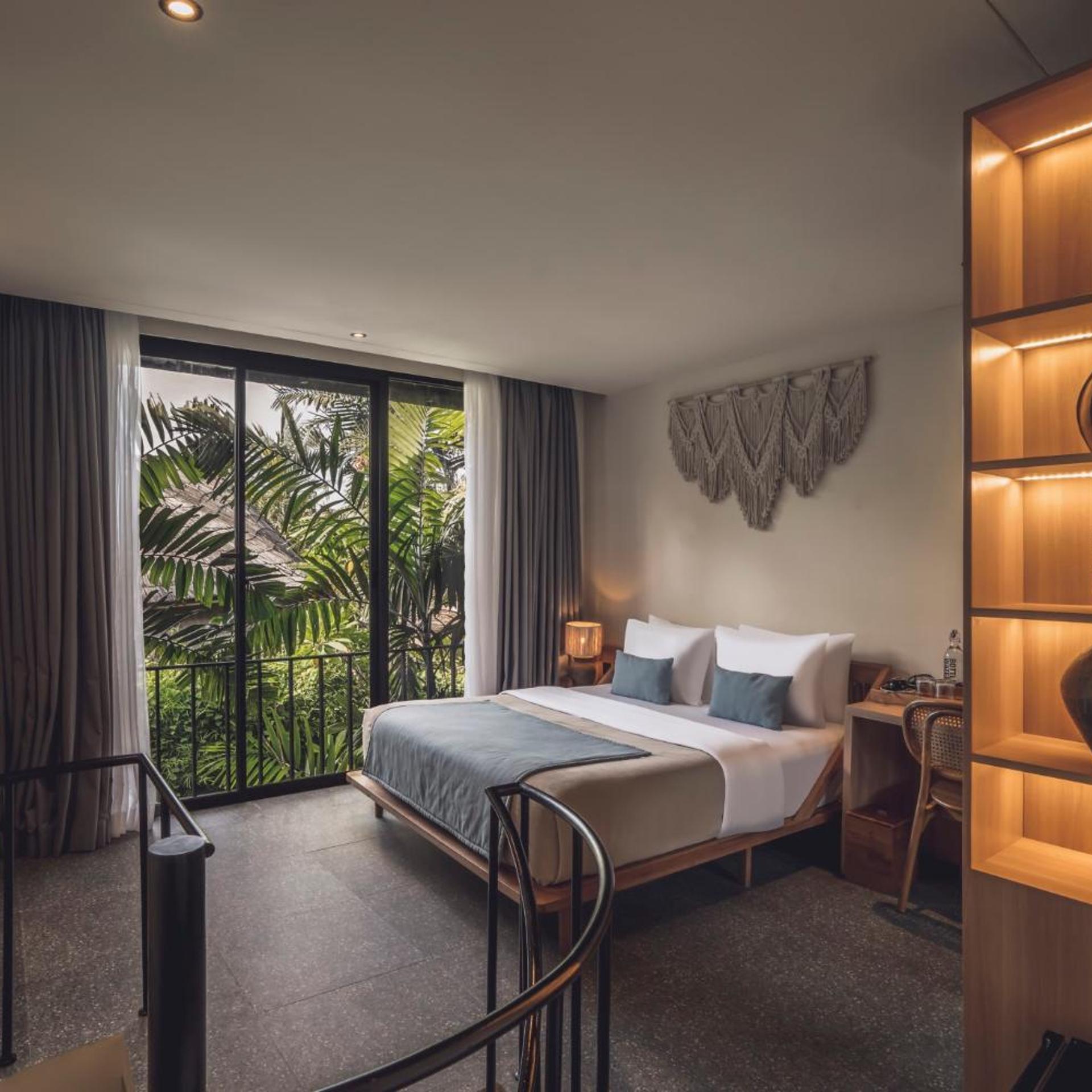 Escape, Suite, Garden View