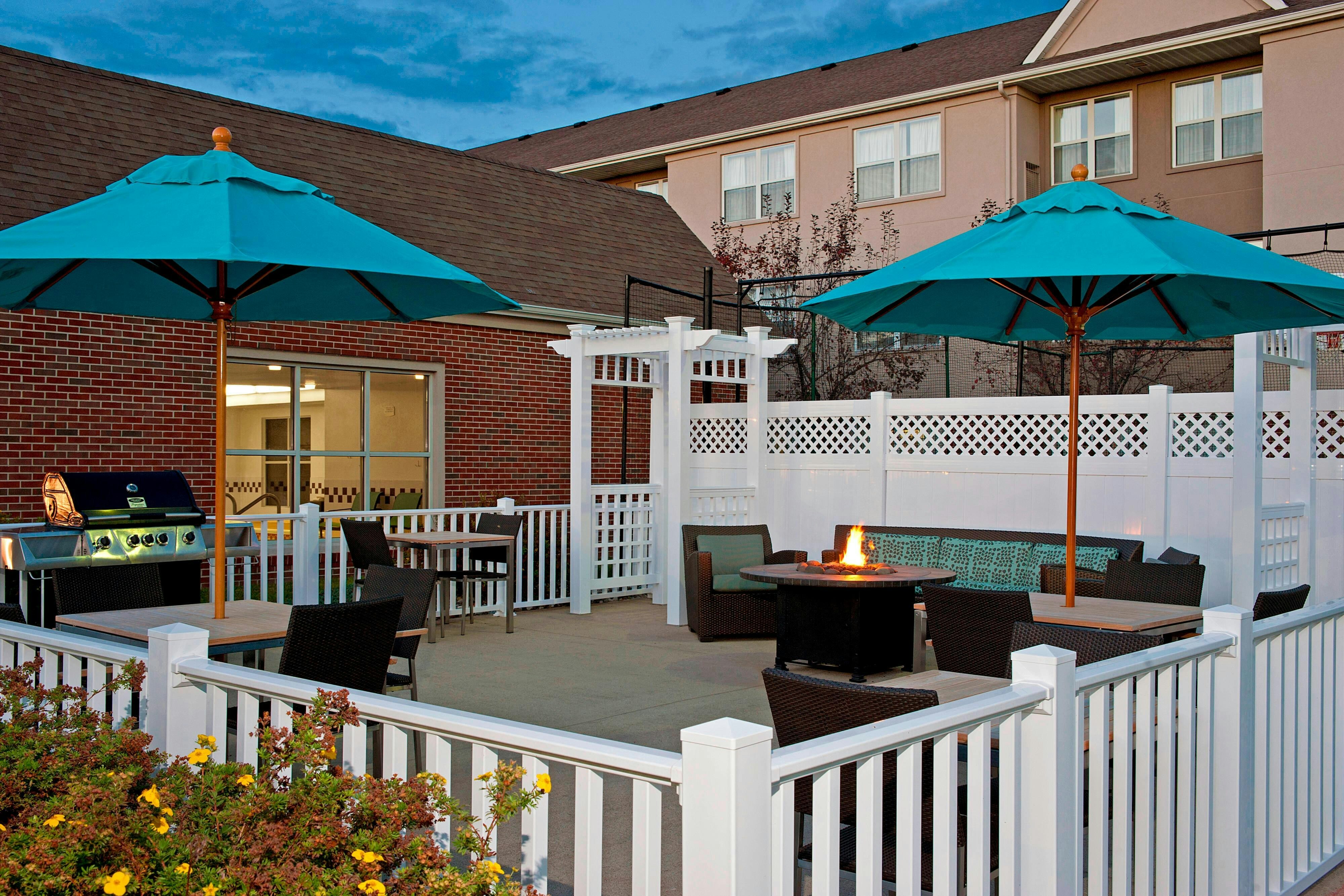RESIDENCE INN LANSING WEST 1/9