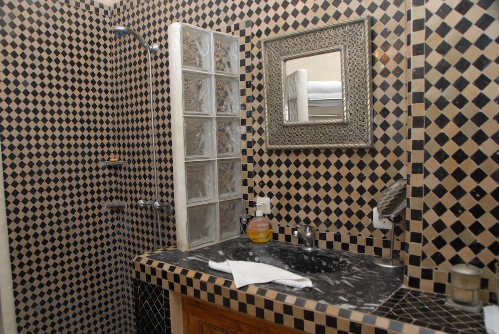Riad Jonan 25/65