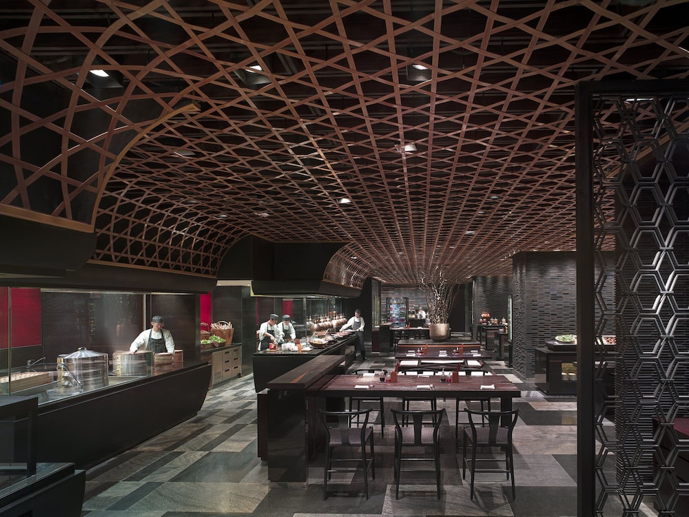 New World Beijing Hotel 34/37