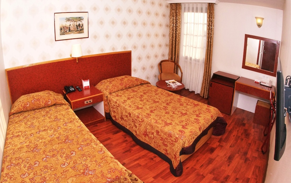 Hotel Orient Mintur 34/73
