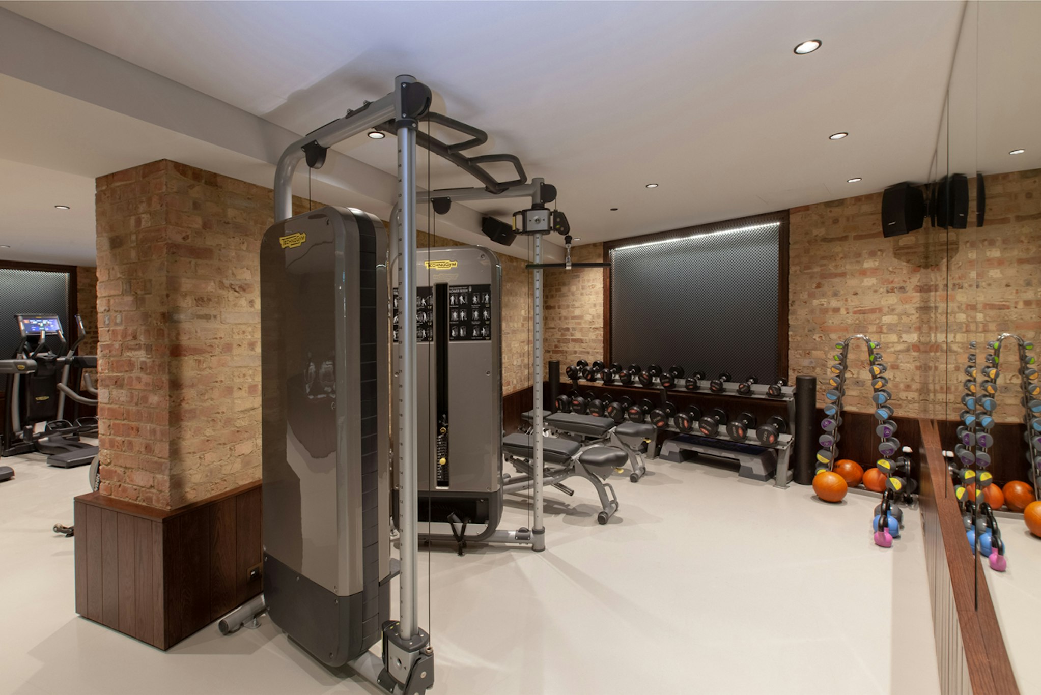 51 Buckingham Gatetaj Suites Residences 51/83