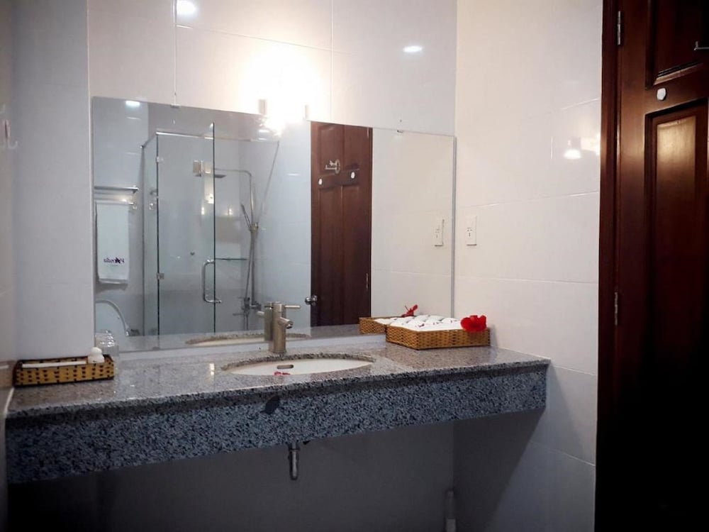 Vanda Hotel 32/32