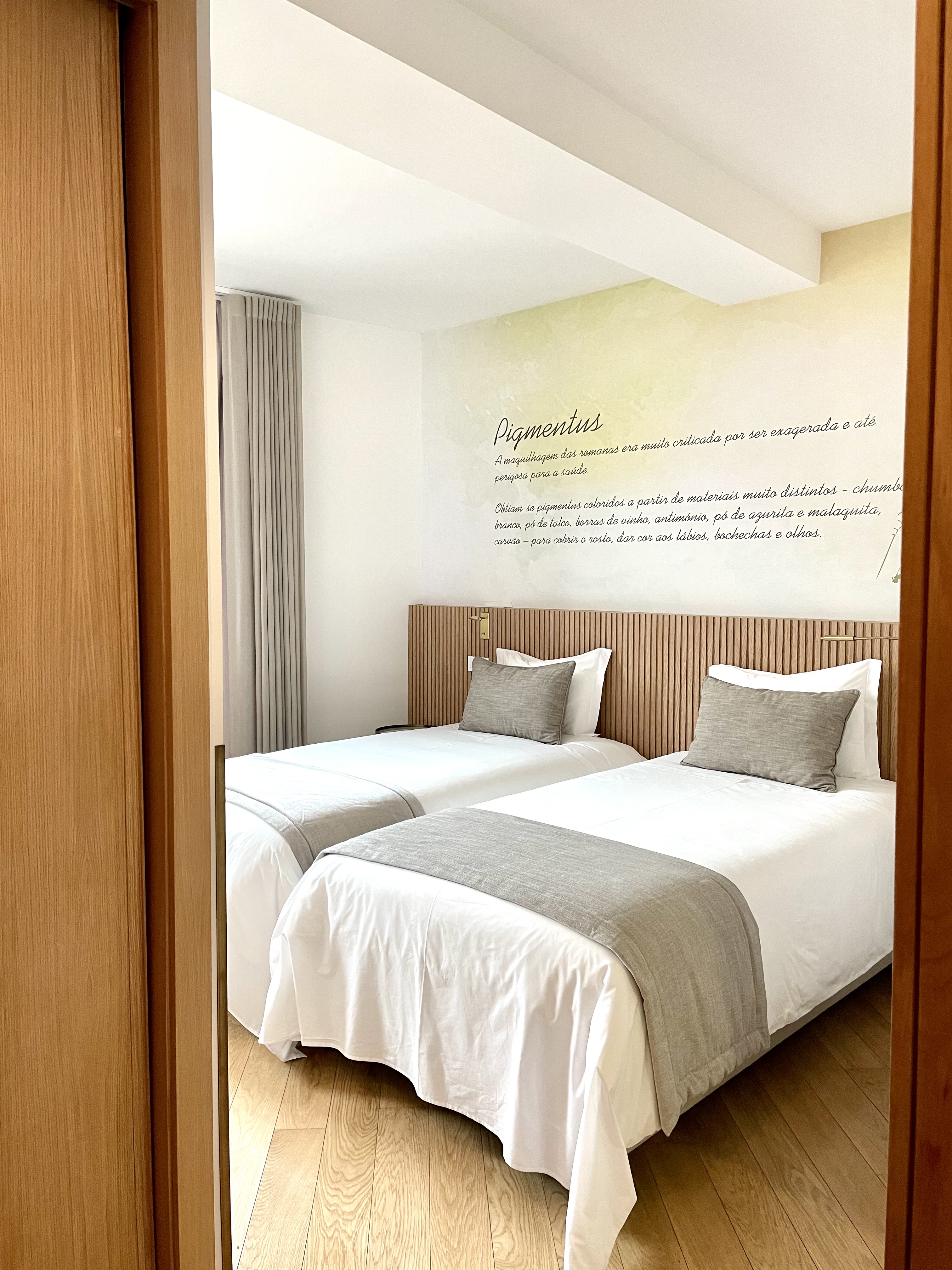 Standard, Twin Beds
