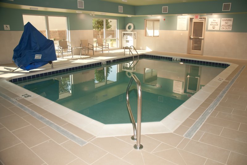 Holiday Inn Express And Suites Decatur 17/27