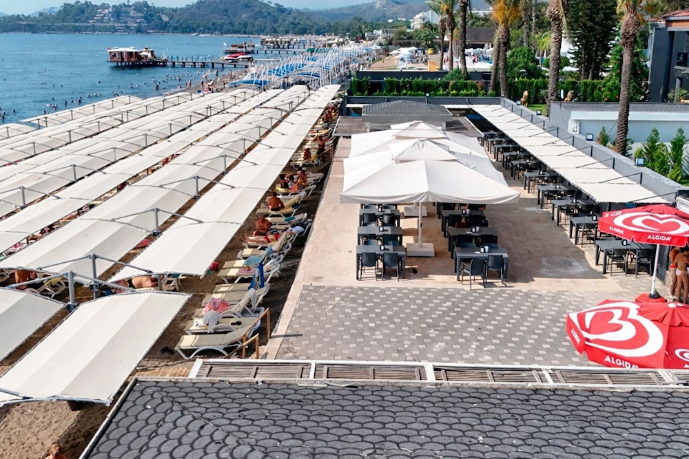 Eldar Resort Hotel 9/77