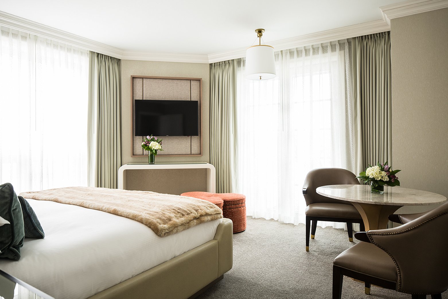 Delamar West Hartford 26/75