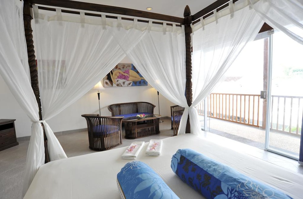 Deluxe, King Bed
