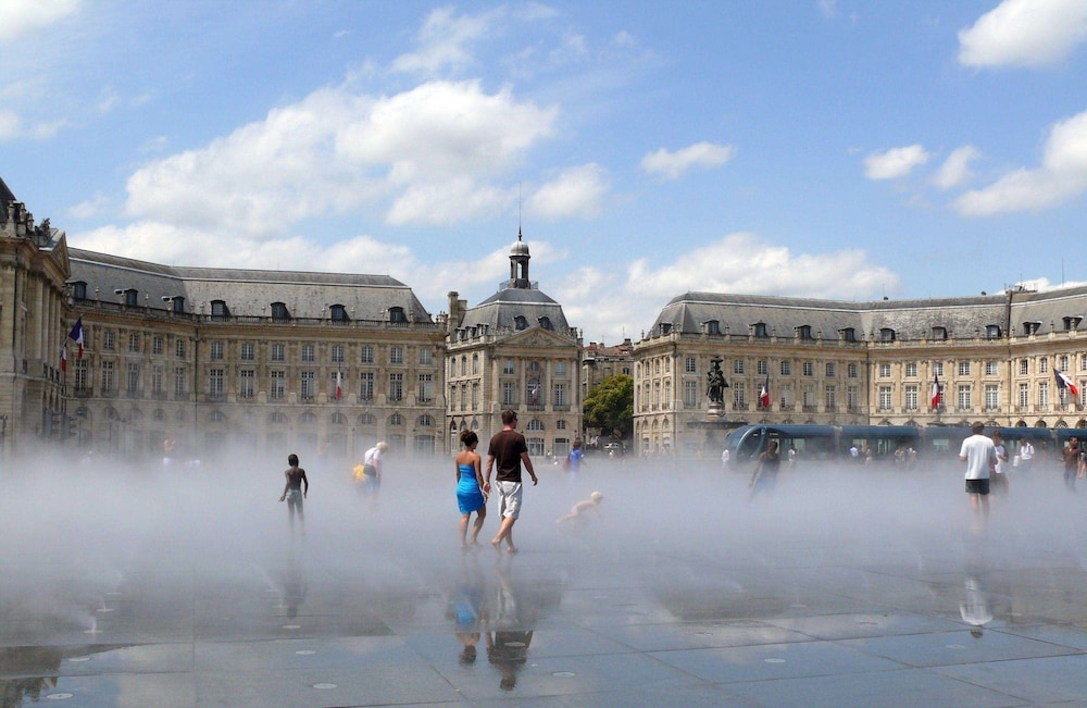 Appart-hotel Mer & Golf City Bordeaux Bassins A Flot 54/60