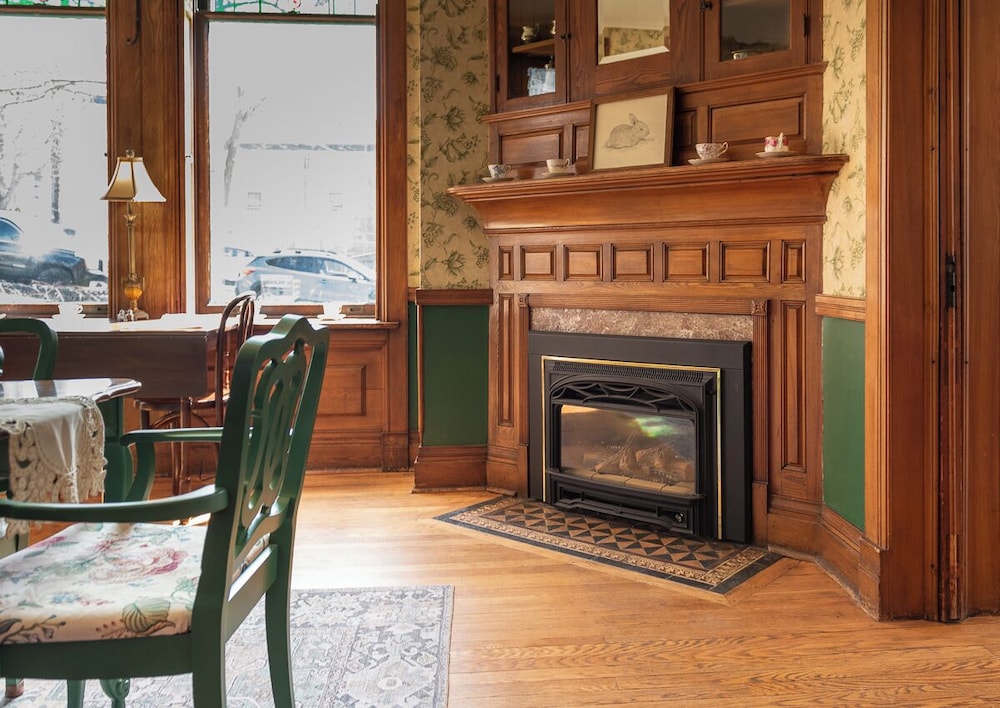 William Henry Miller Inn 37/50