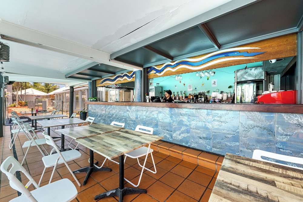Dolphin Heads Resort 60/72