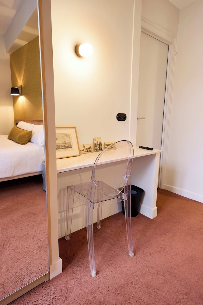 COMFORT, DOUBLE BED