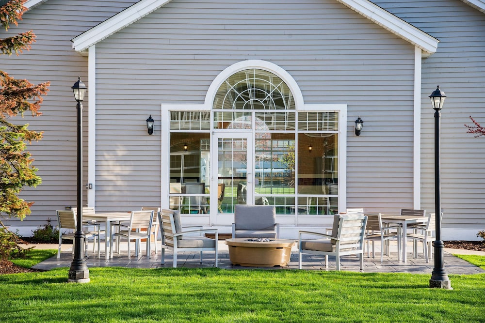 Country Inn and Suites By Radisson Milwaukee West Brookfield Wi 32/42