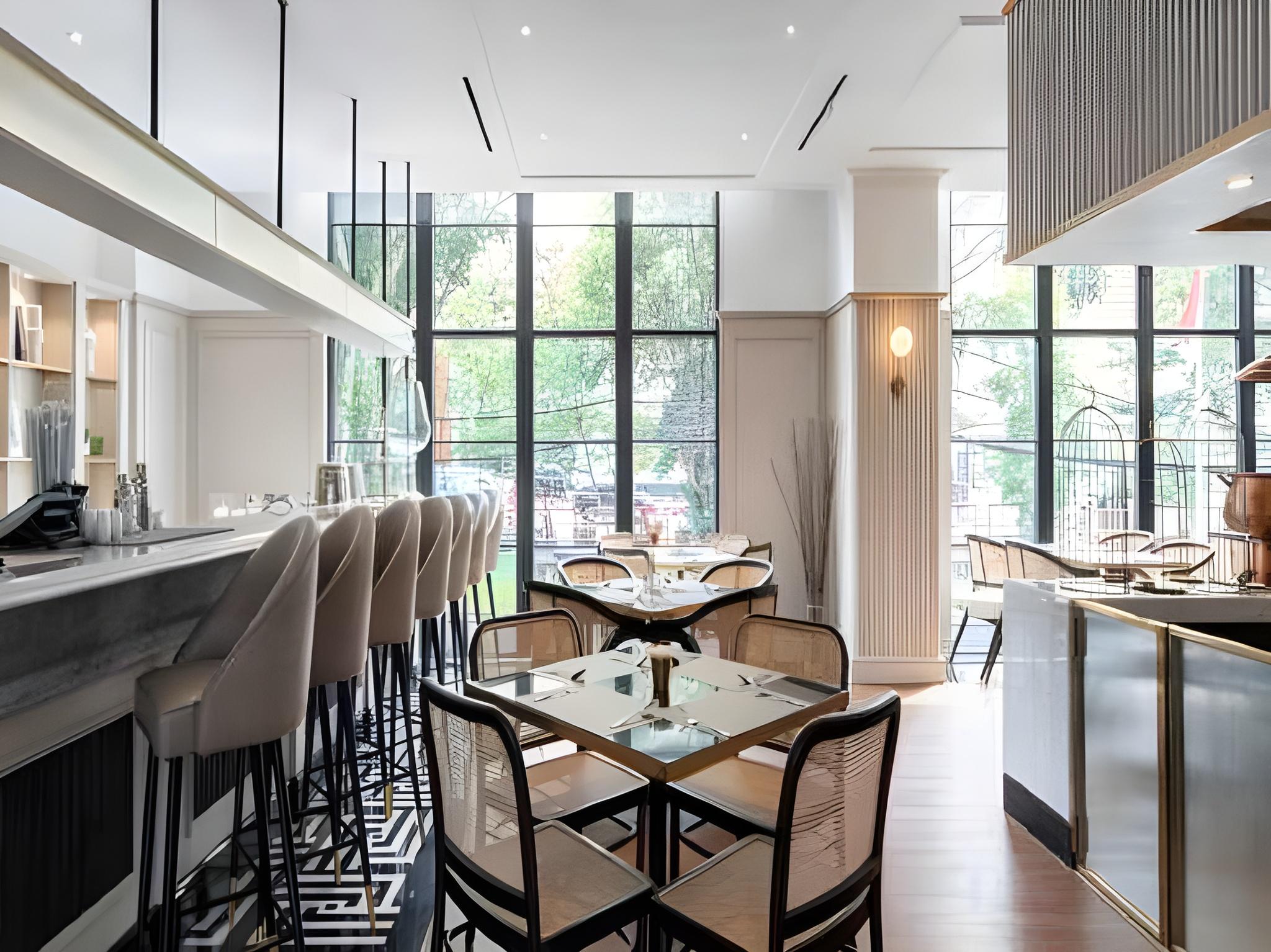 Maia Hotel Jakarta 42/58