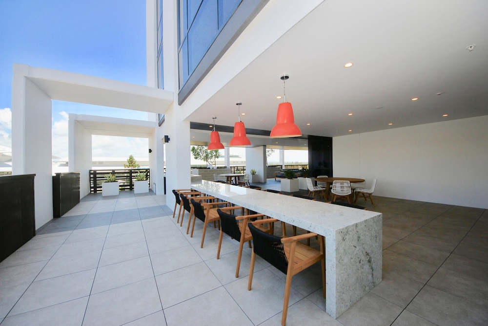 Qube Broadbeach 28/50