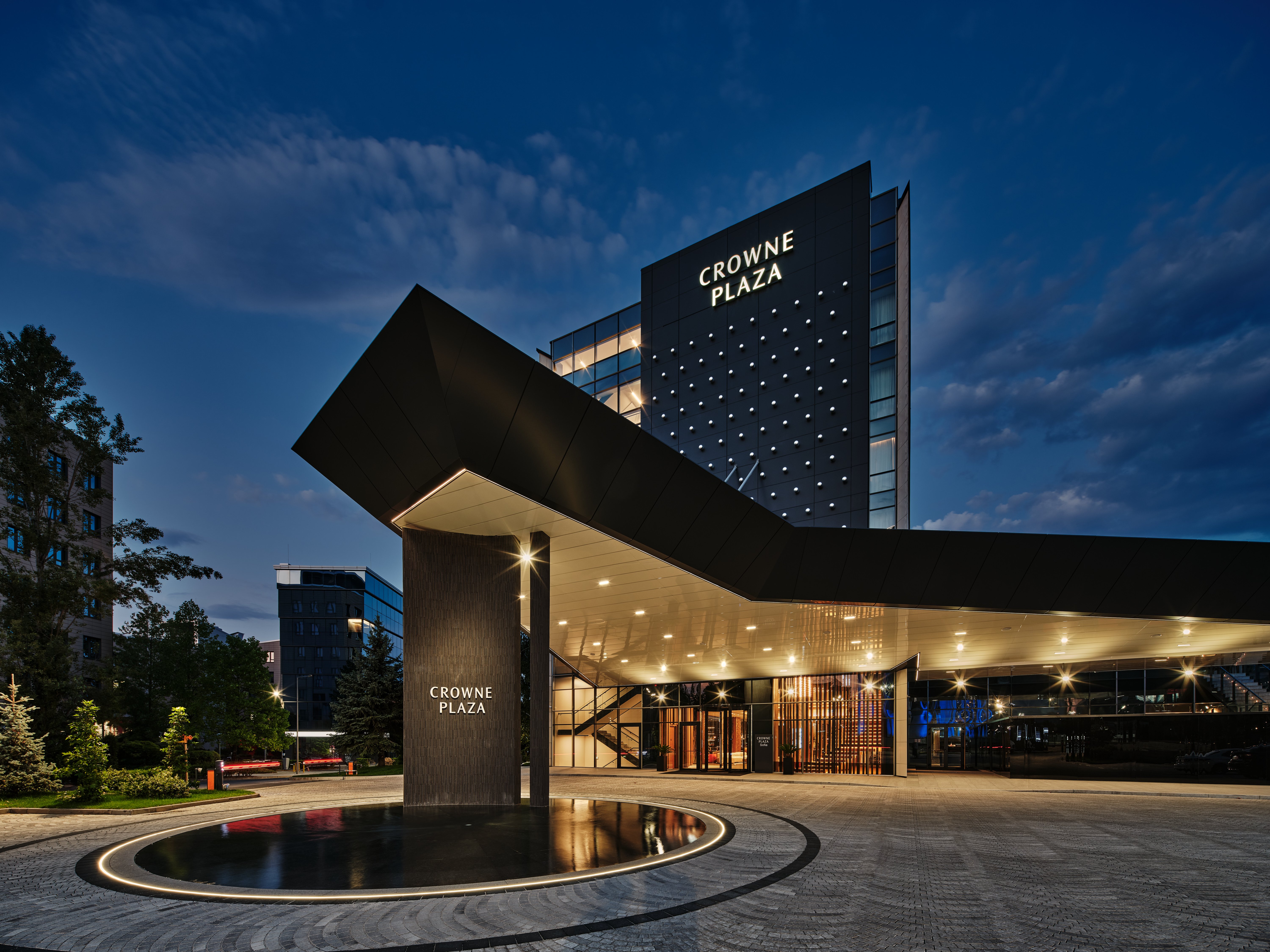 Crowne Plaza Sofia An Ihg Hotel 4/62
