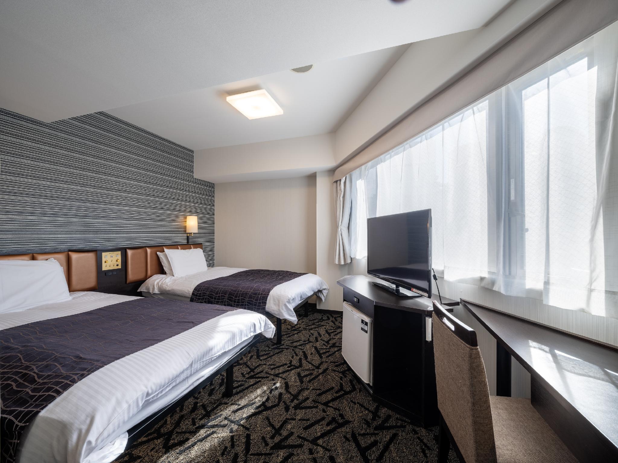Semi Room, 2 Semi Double Beds