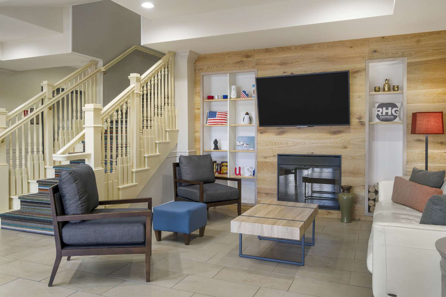 Country Inn and Suites by Radisson Tampa Airport North FL 29/48