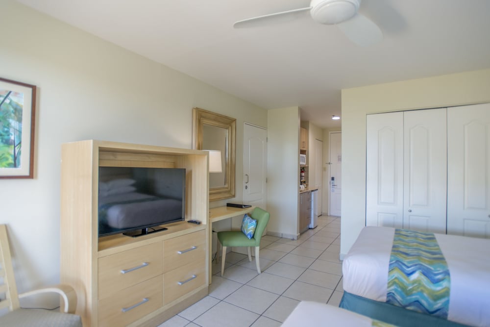Aquarius Vacation Club at Boqueron Beach Resort 27/62
