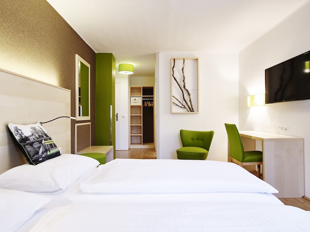 Das Grune Hotel Zur Post - 100 Bio 41/74