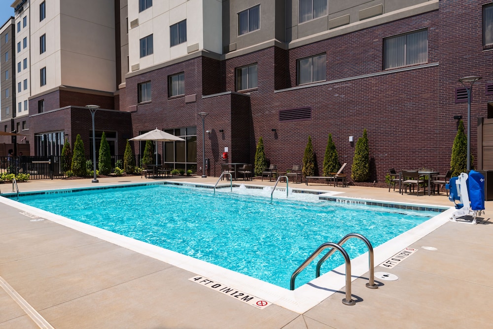 Courtyard Charlotte Northlake in CHARLOTTE - NC