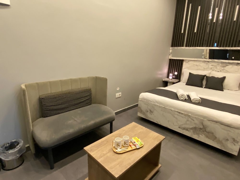 Sahra Kent Otel Pendik 40/50