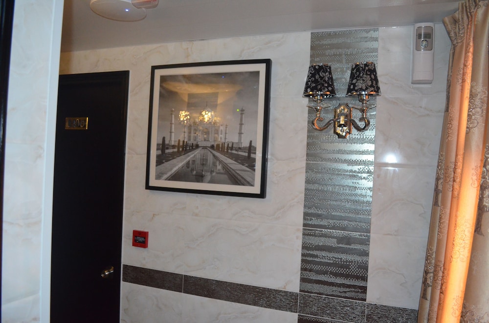 Hotel Skylark 32/61
