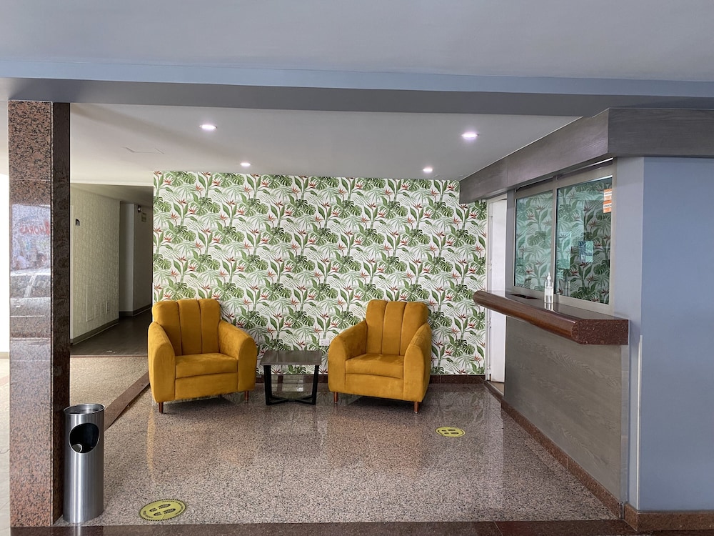Hotel Menara 43/53