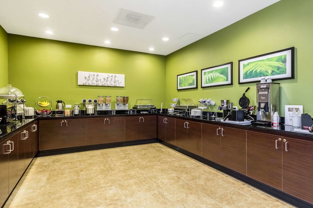 Sleep Inn & Suites Jourdanton - Pleasanton 5/65
