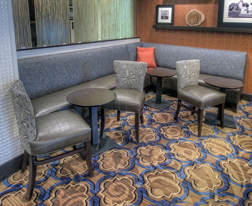 Hampton Inn Bristol 13/28