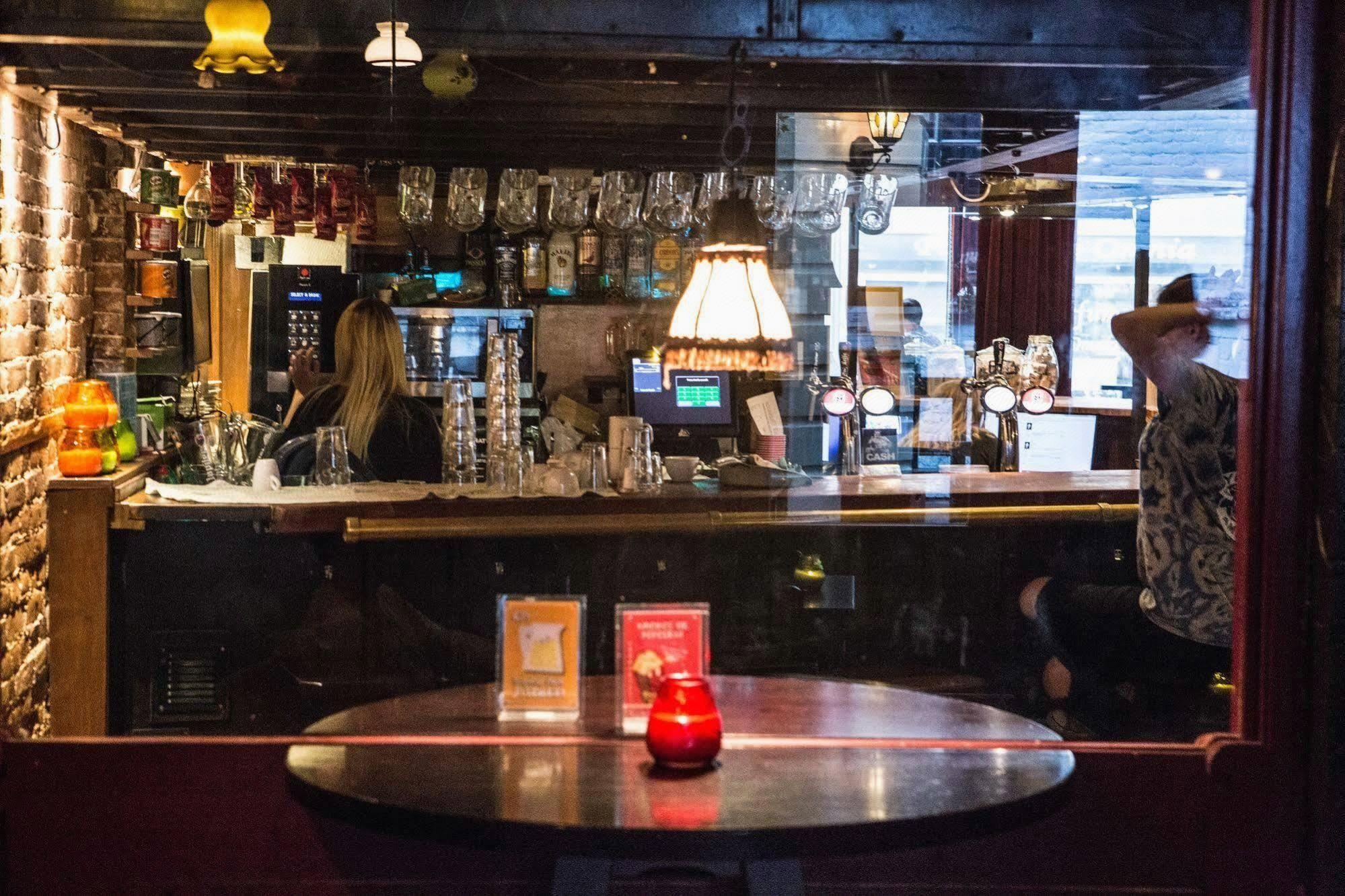 The Flying Pig Downtown 15/33
