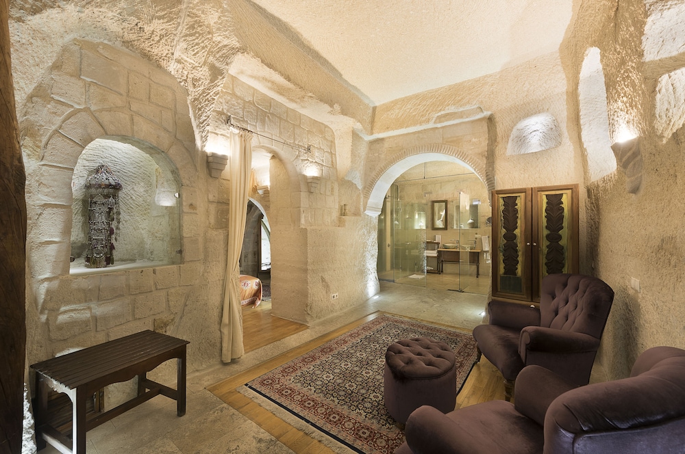 Anatolian Houses 44/73