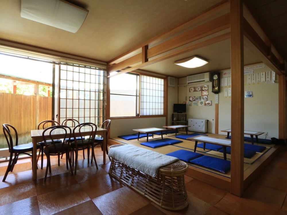 Minshuku Miyama 8/50