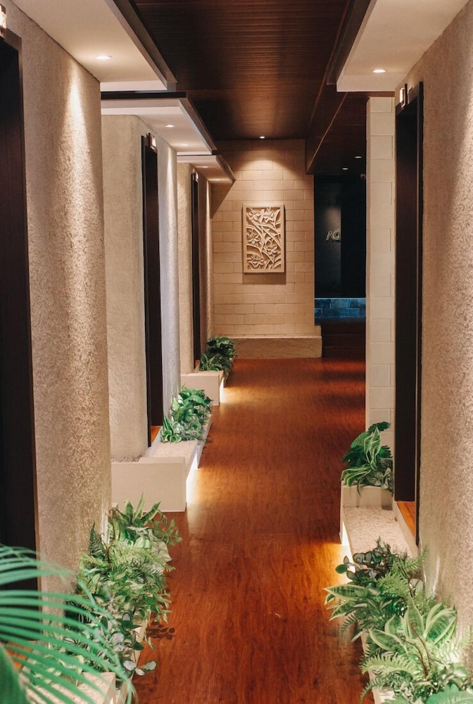 Batam Harbour Boutique Hotel And Spa 64/66