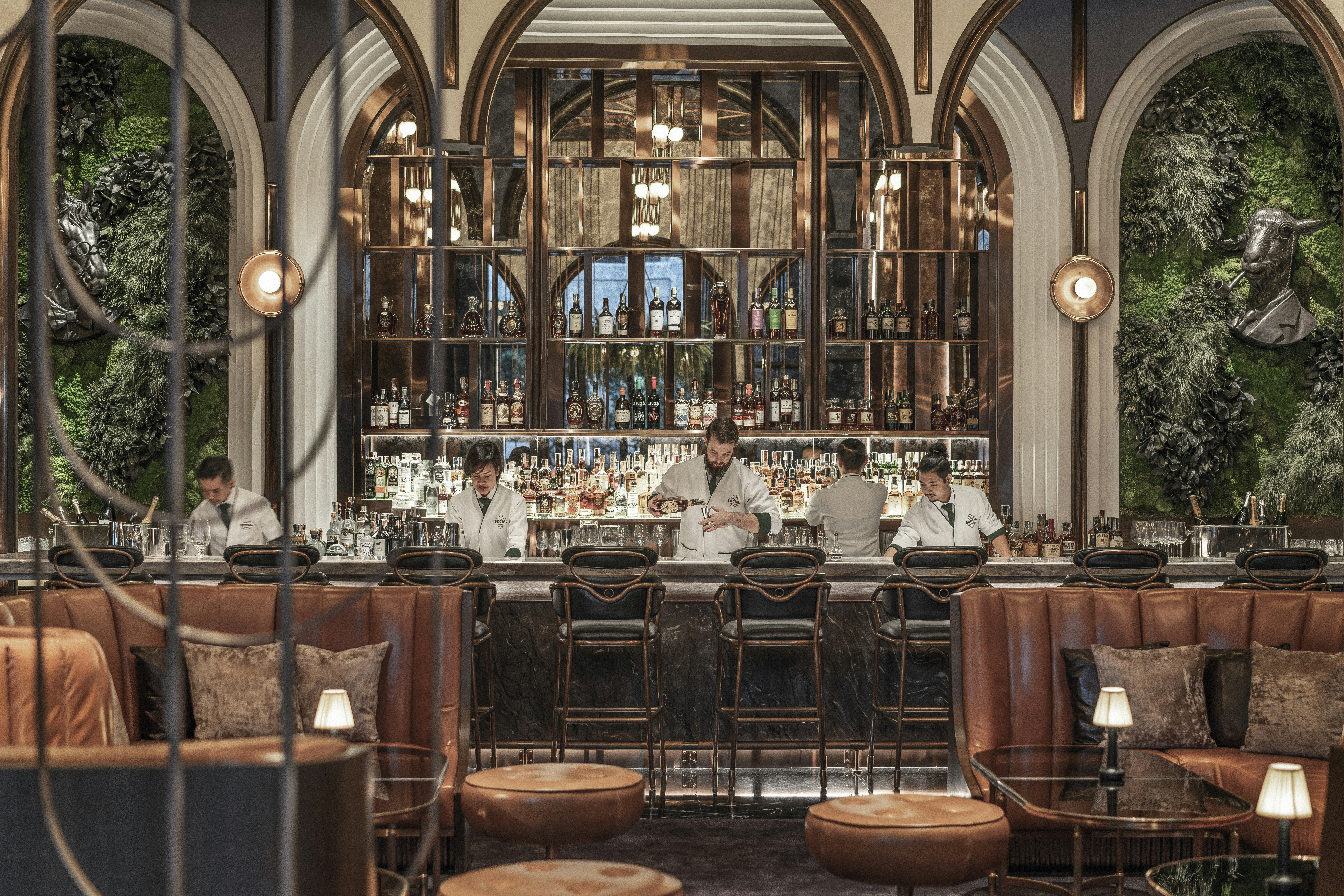 Four Seasons Hotel Bangkok at Chao Phraya River 26/35
