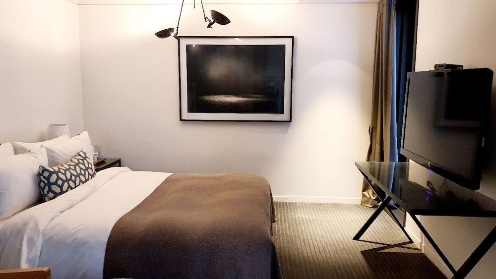 Js Boutique Hotel 66/76