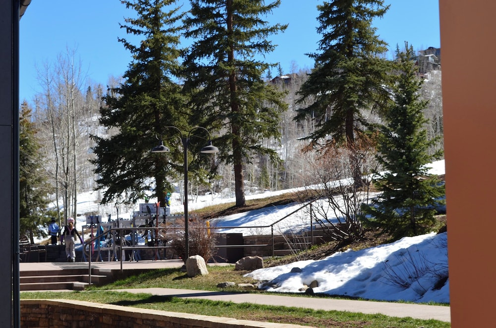 Timberline Condominiums 75/81