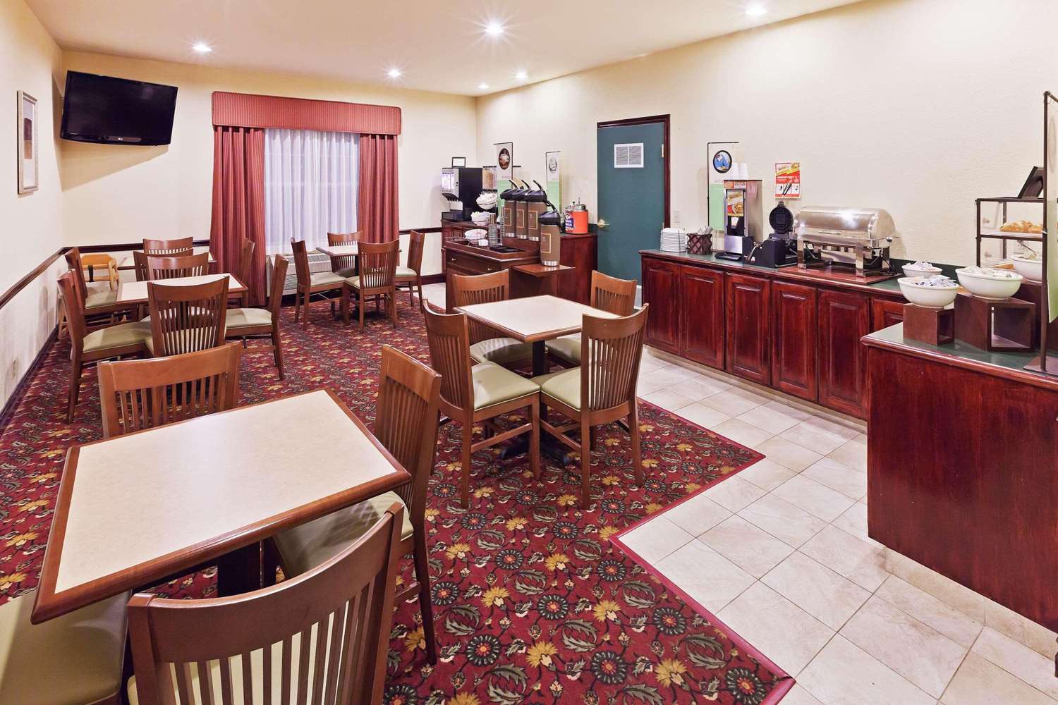 Country Inn and Suites By Radisson Tulsa OK 13/16