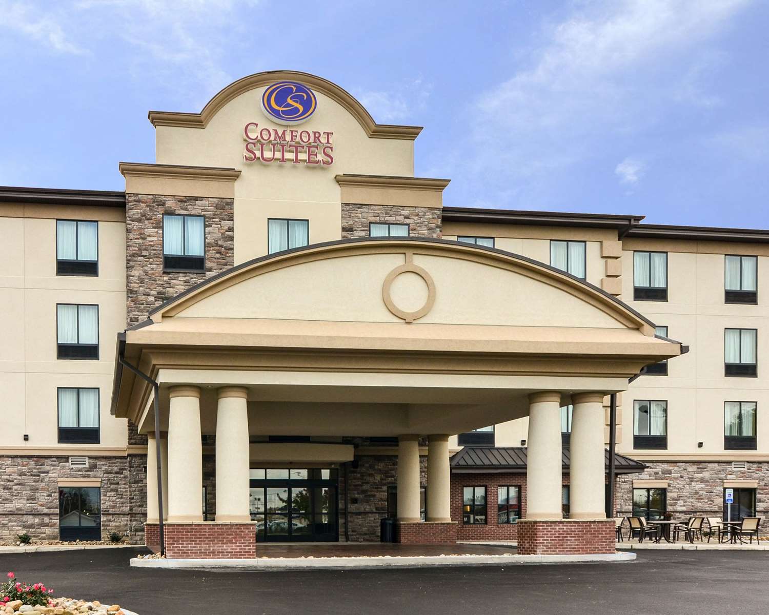 Comfort Suites Uniontown, PA 2/44
