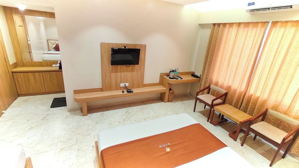 Hotel 9 Coin 38/48