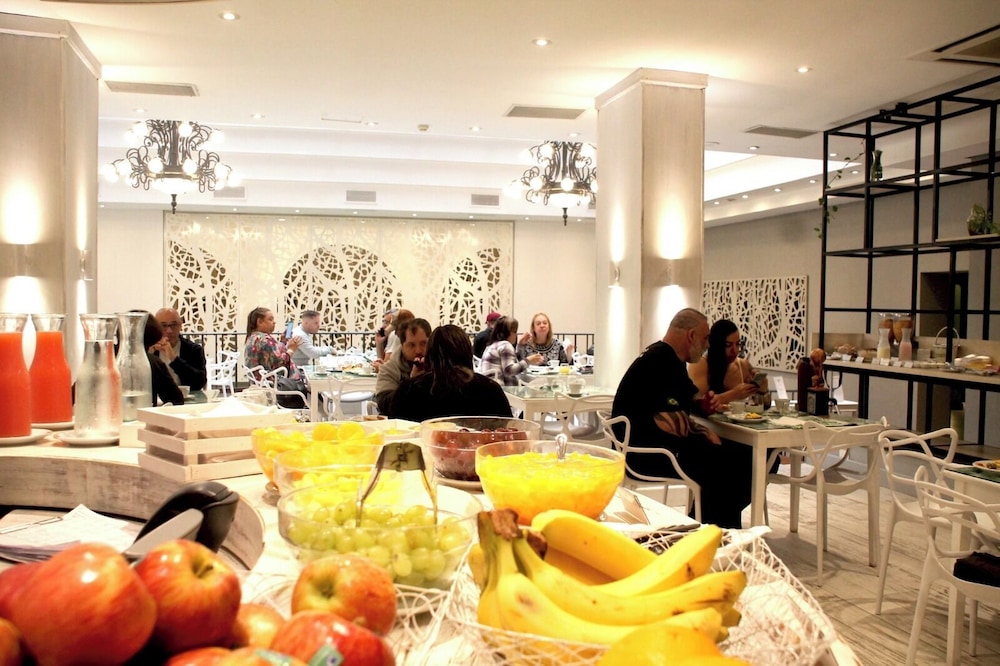 Gardi Hotel & Suites (ex Hotel Posta Carretas) 27/37