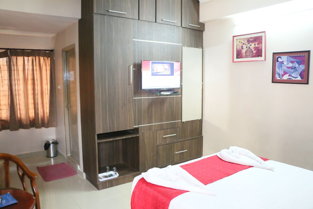 Hotel Akshaya 13/36