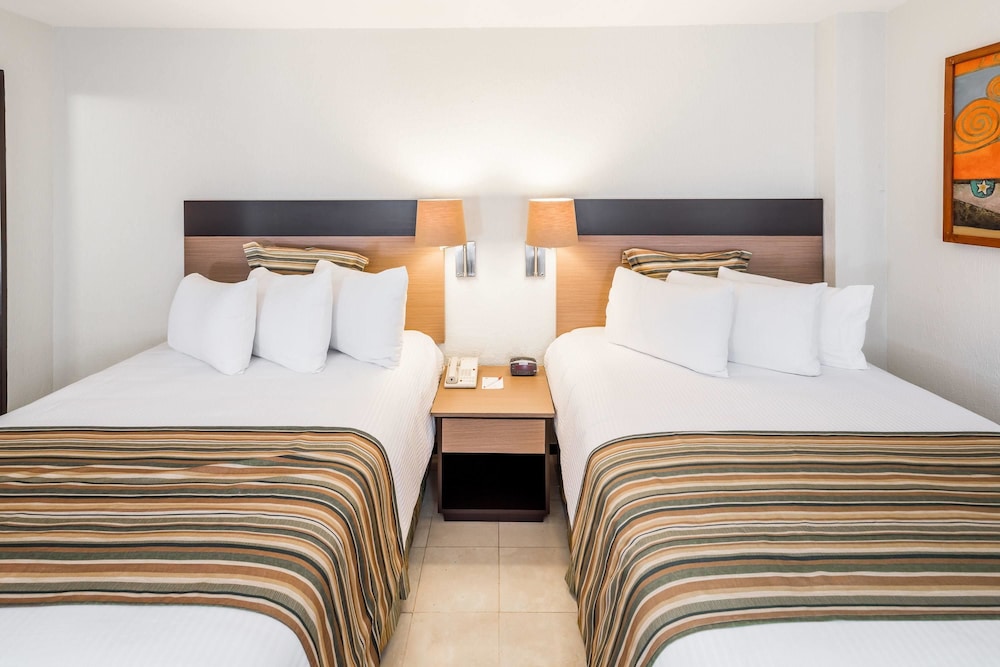 Ramada by Wyndham Hola Culiacan 13/45