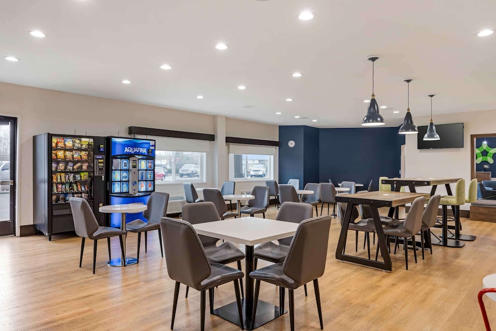 Extended Stay America Premier Suites - Portland - North 35/50