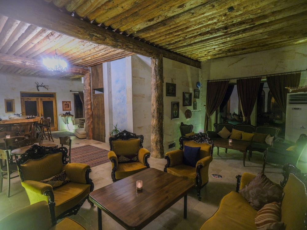 Kalsedon Cave Suites 10/28