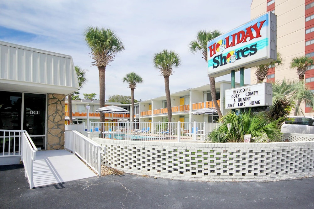 Holiday Shores 32/50
