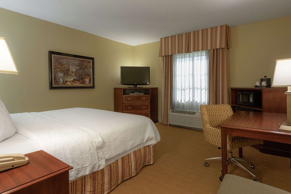 Hampton Inn & Suites Vicksburg 12/46