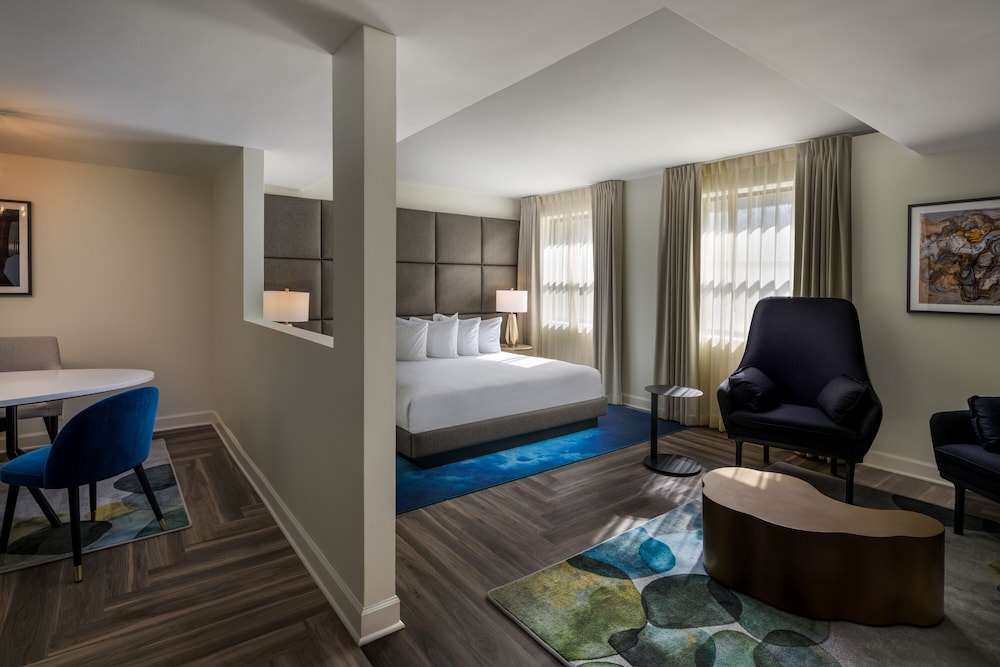 Hotel Deco Omaha, Tapestry Collection by Hilton 19/64